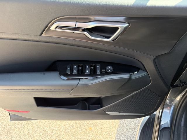 Used 2023 Kia Sportage EX AWD/4WD image 9