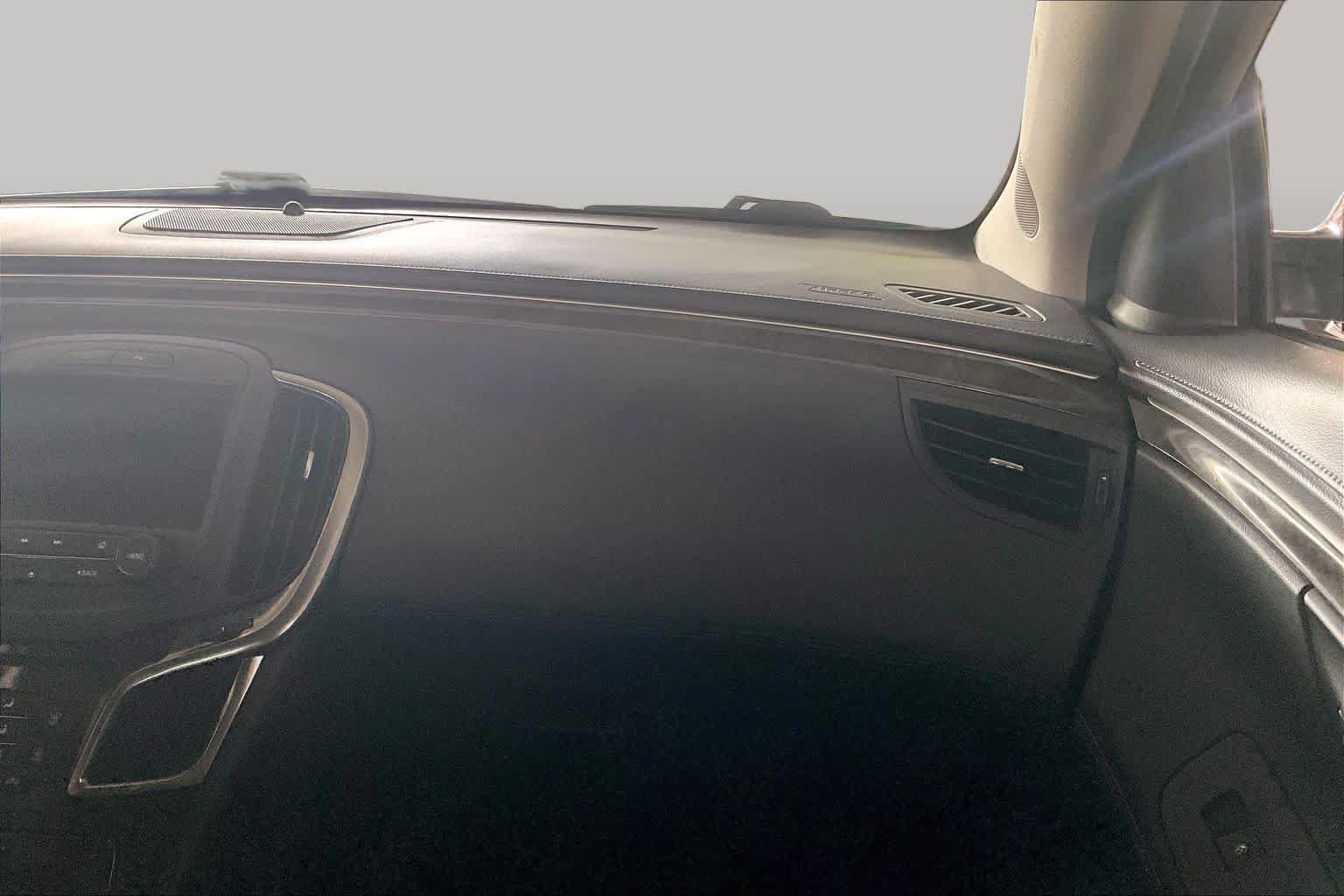 Used 2015 Buick LaCrosse Leather FWD image 17