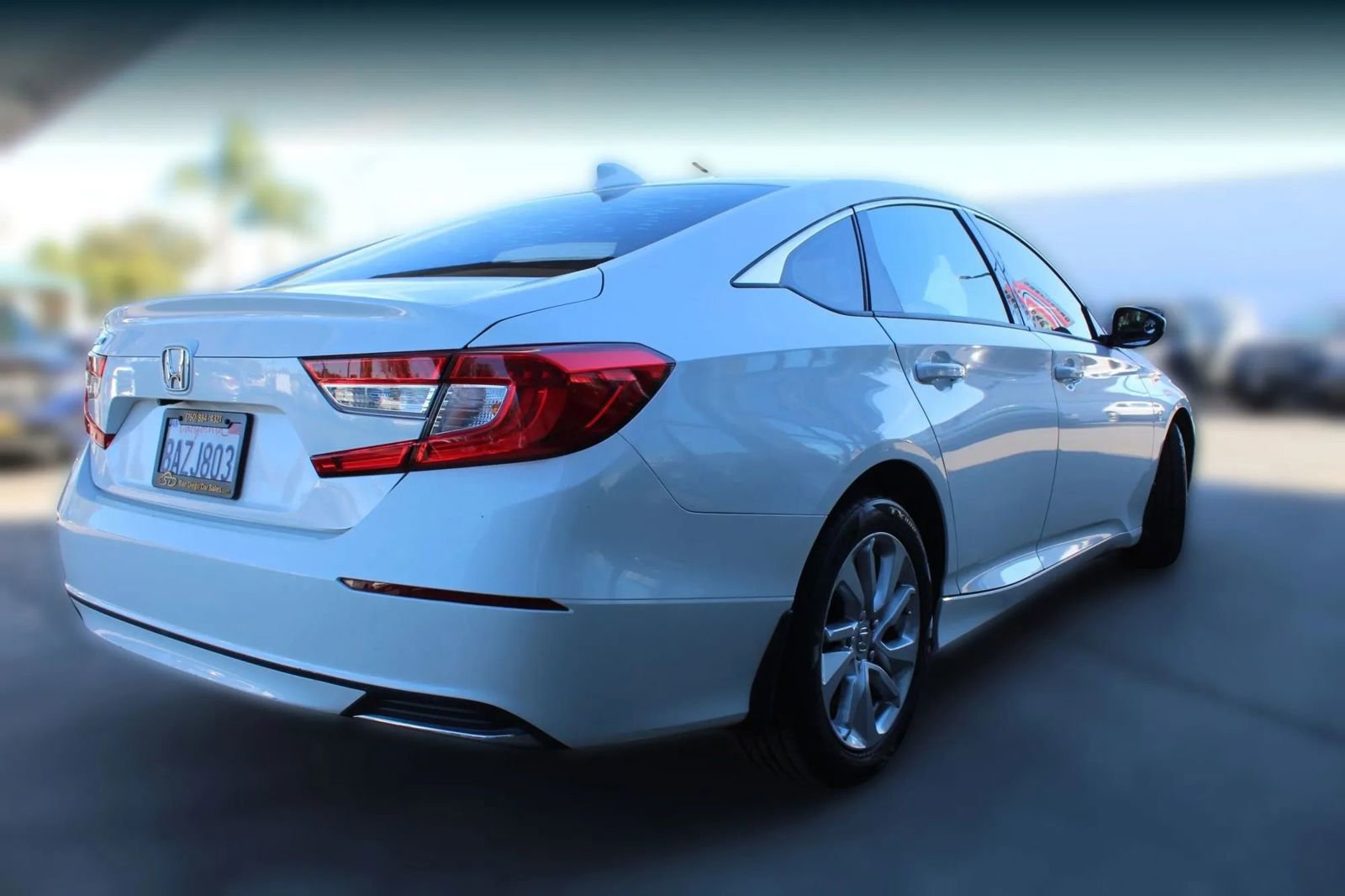 Used 2018 Honda Accord LX image 5