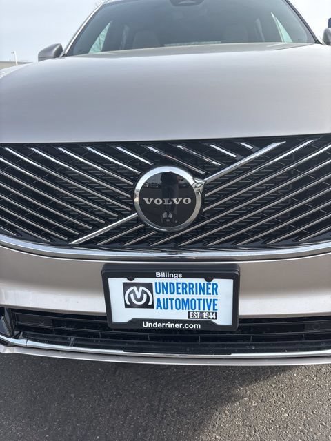 New 2026 Volvo XC90 T8 Plus w/ Protection Package Premier AWD/4WD image 11