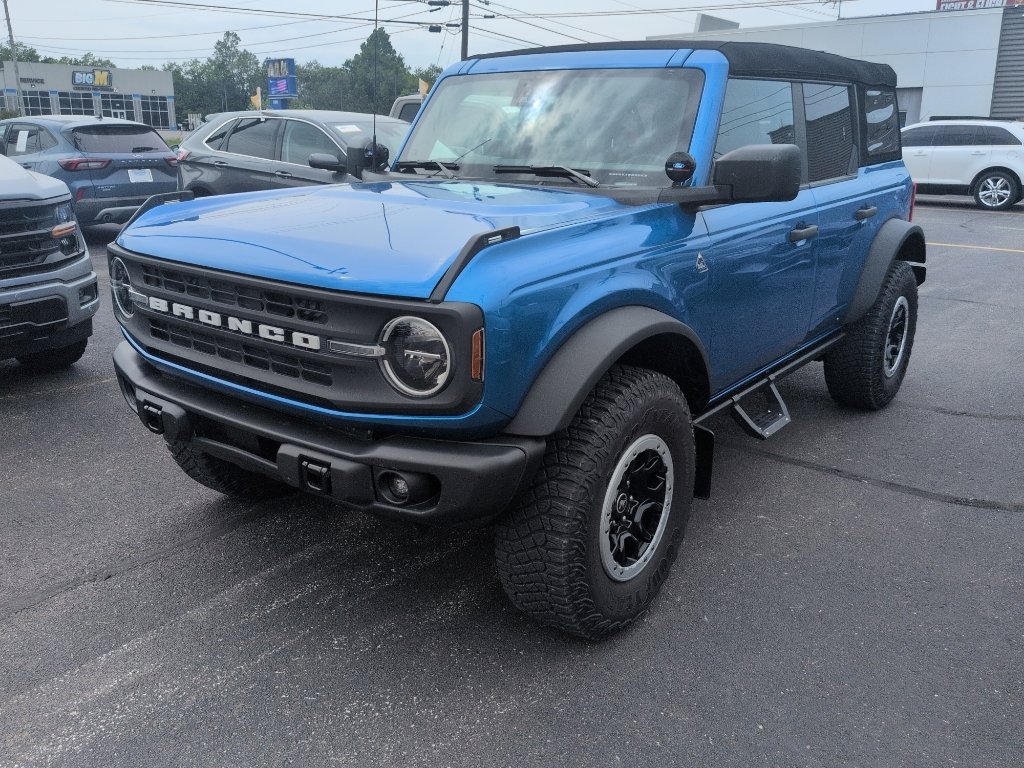 Used 2023 Ford Bronco Black Diamond w/ Sasquatch Package AWD/4WD image 1