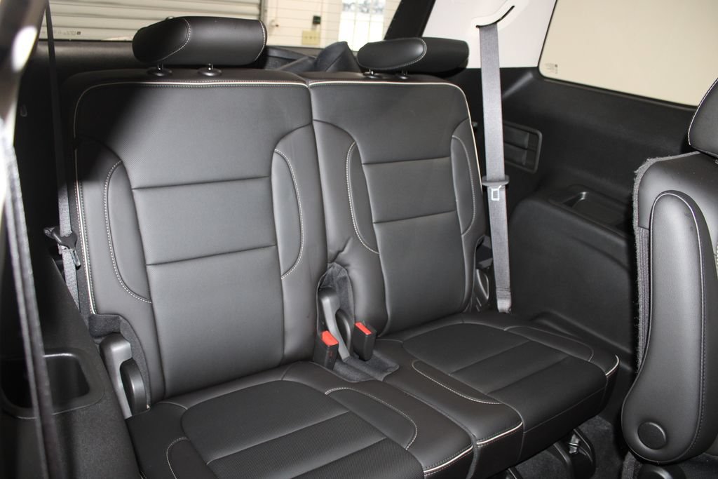 Used 2021 GMC Acadia Denali w/ Denali Technology Package FWD image 32