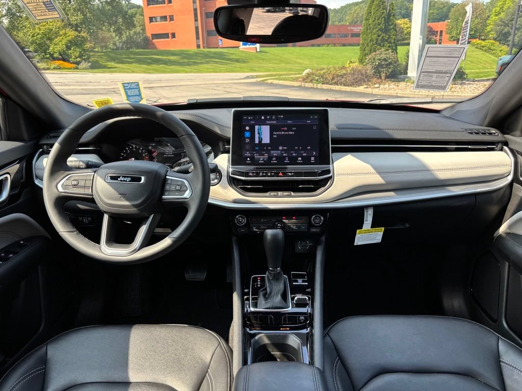 New 2026 Jeep Compass Limited AWD/4WD image 16