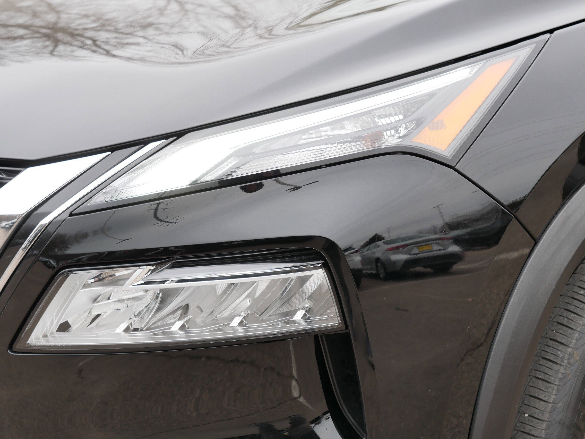 Certified 2023 Nissan Rogue SV w/ SV Premium B Package AWD/4WD image 16