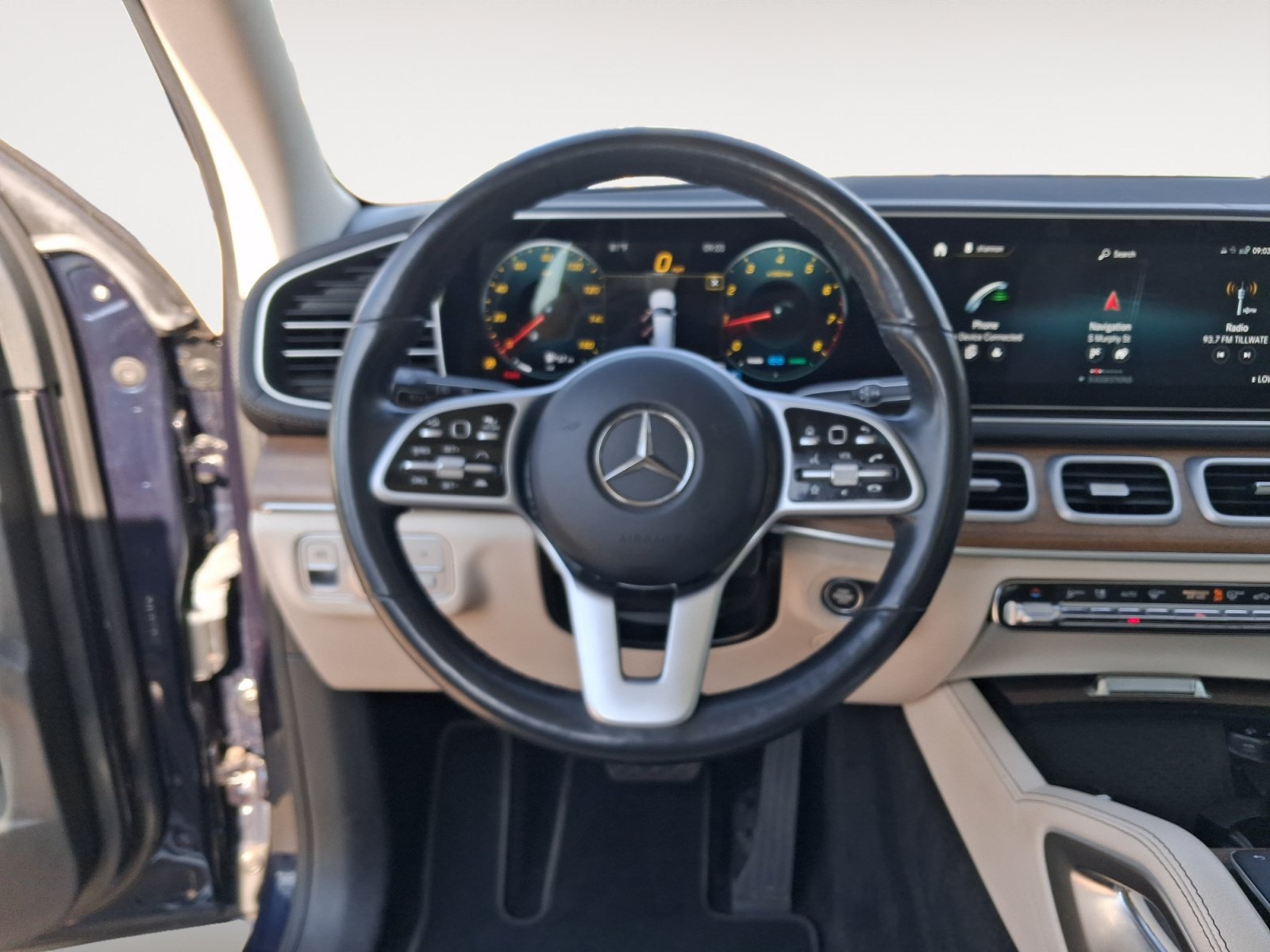 Used 2021 Mercedes-Benz GLS 450 4MATIC image 12