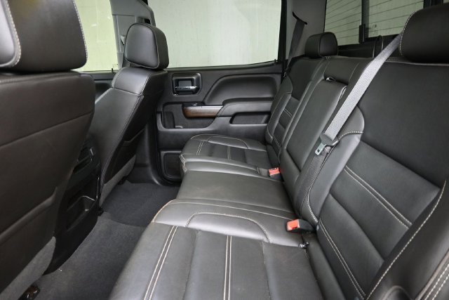 Used 2019 GMC Sierra 3500 Denali w/ Duramax Plus Package AWD/4WD image 18