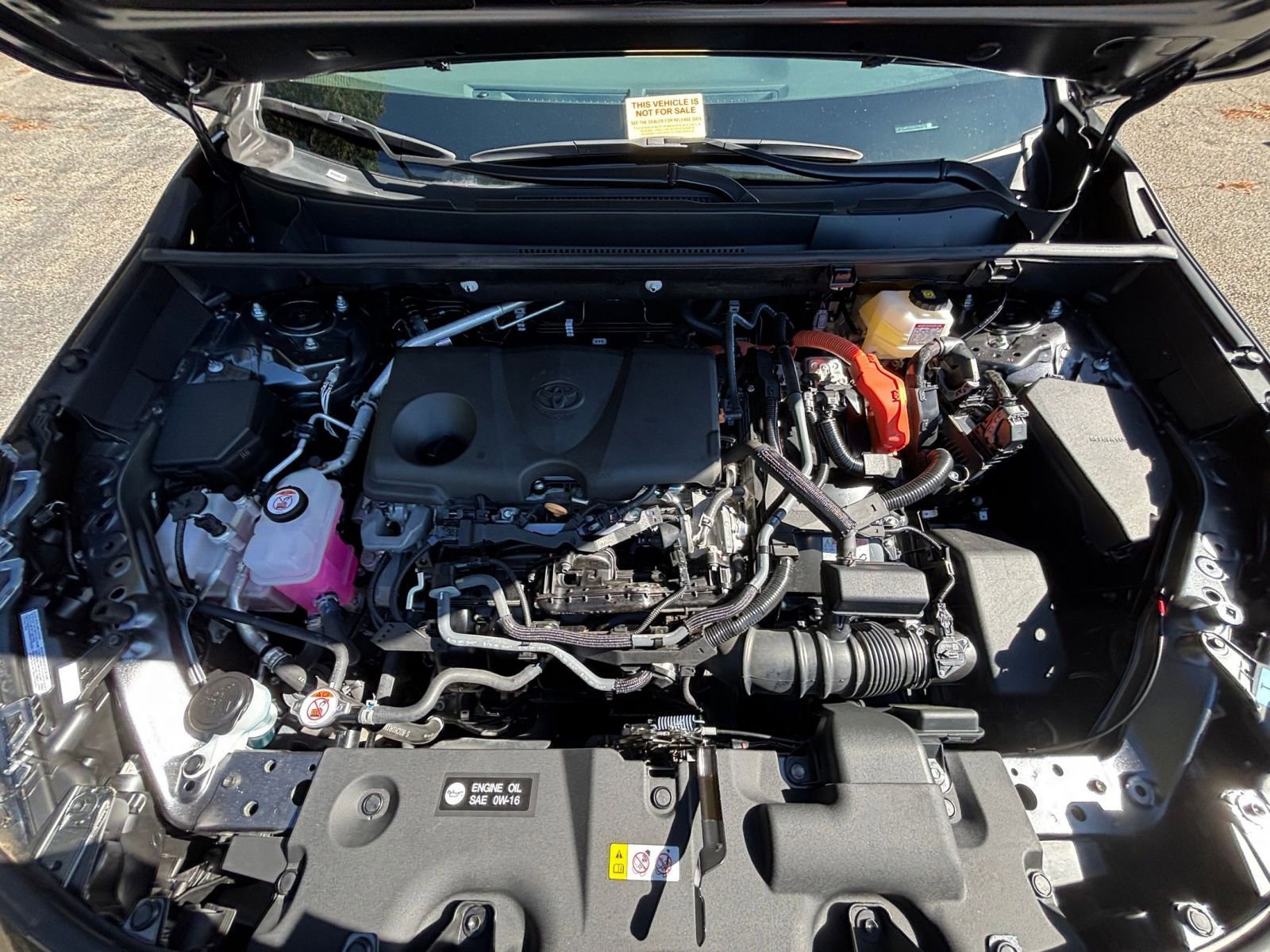 Used 2025 Toyota RAV4 LE image 32