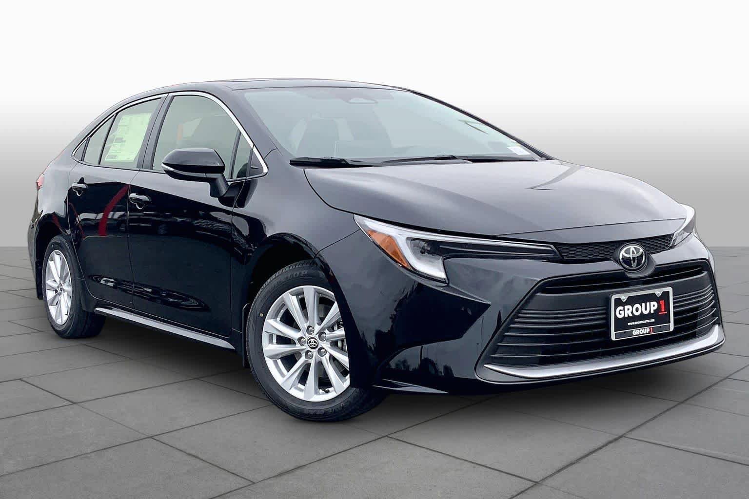New 2026 Toyota Corolla XLE FWD image 2