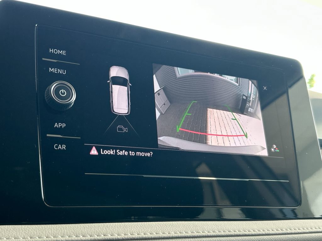 Used 2025 Volkswagen Taos S FWD image 26