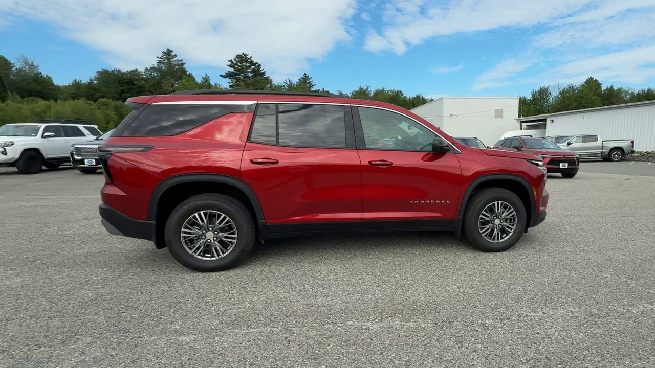 New 2025 Chevrolet Traverse LT w/ Enhanced Driving Package AWD/4WD image 44