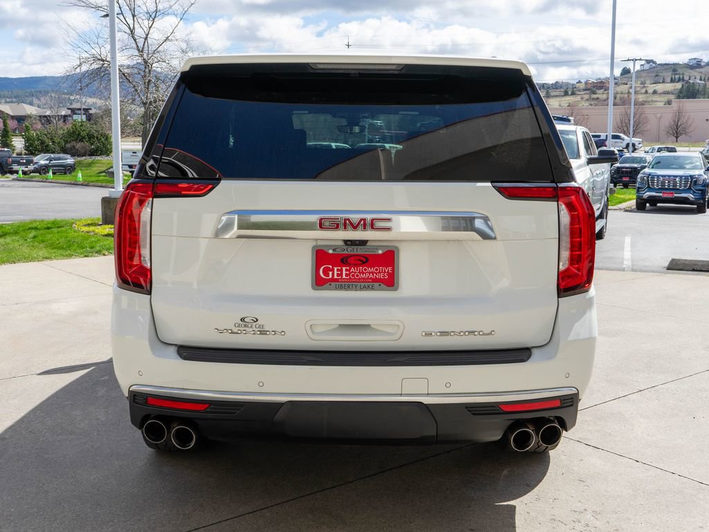 Used 2021 GMC Yukon Denali w/ Denali Premium Package AWD/4WD image 6