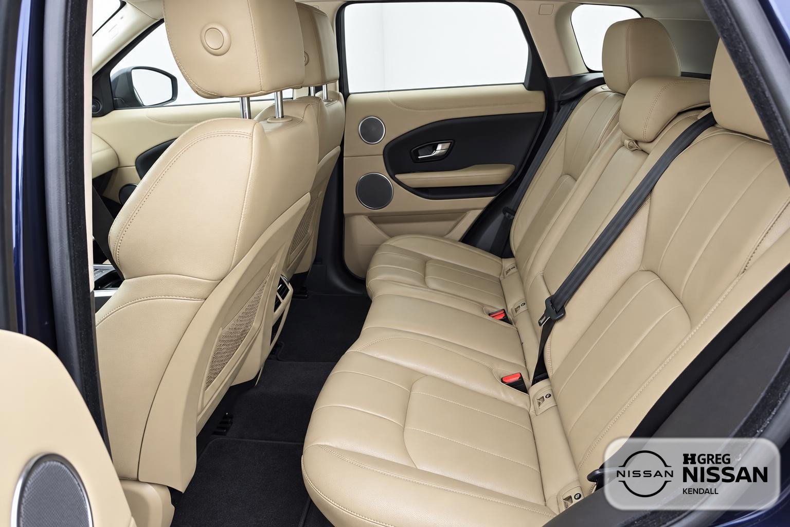 Used 2019 Land Rover Range Rover Evoque SE AWD/4WD image 9