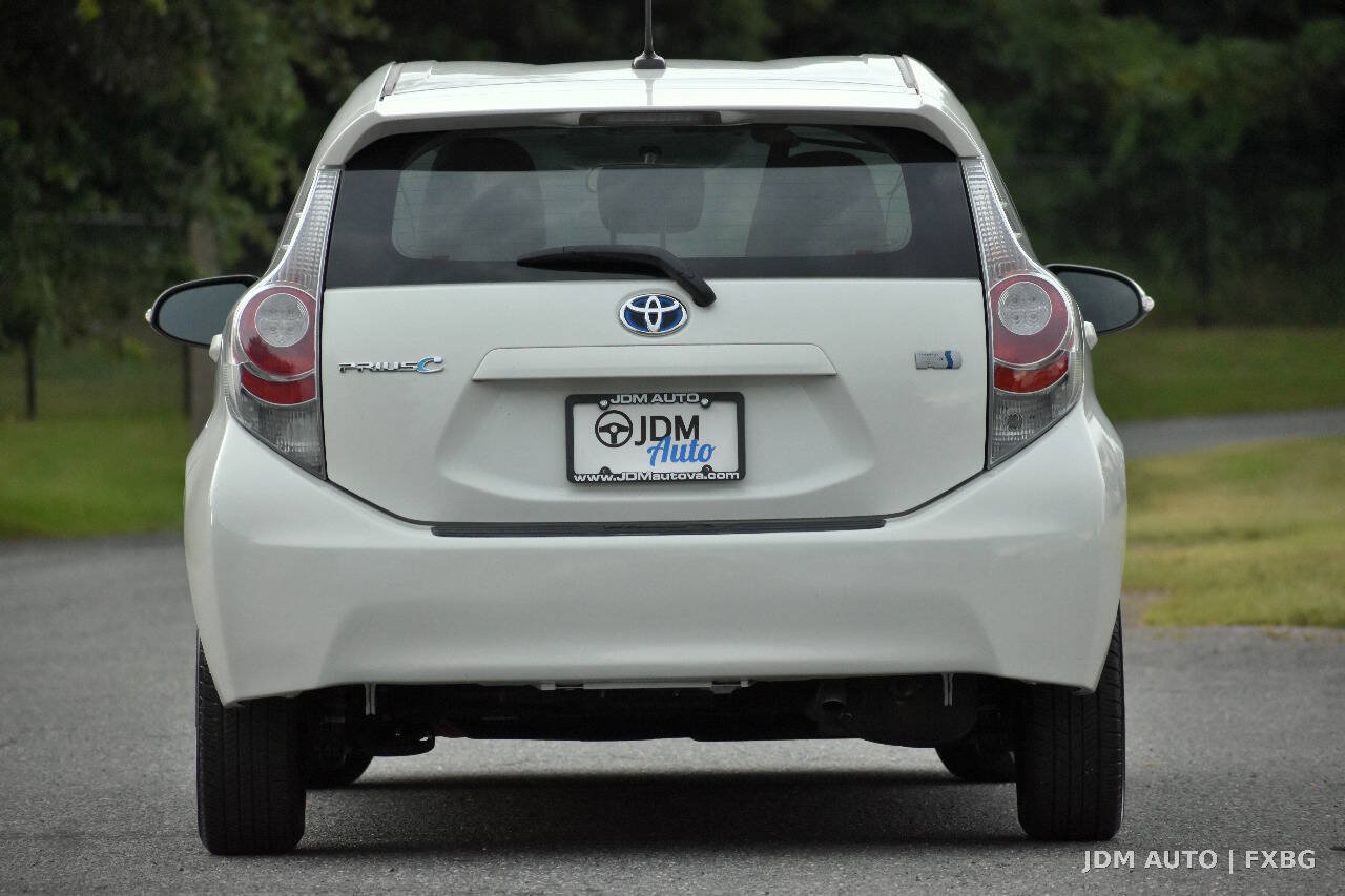 Used 2012 Toyota Prius C Three FWD image 6