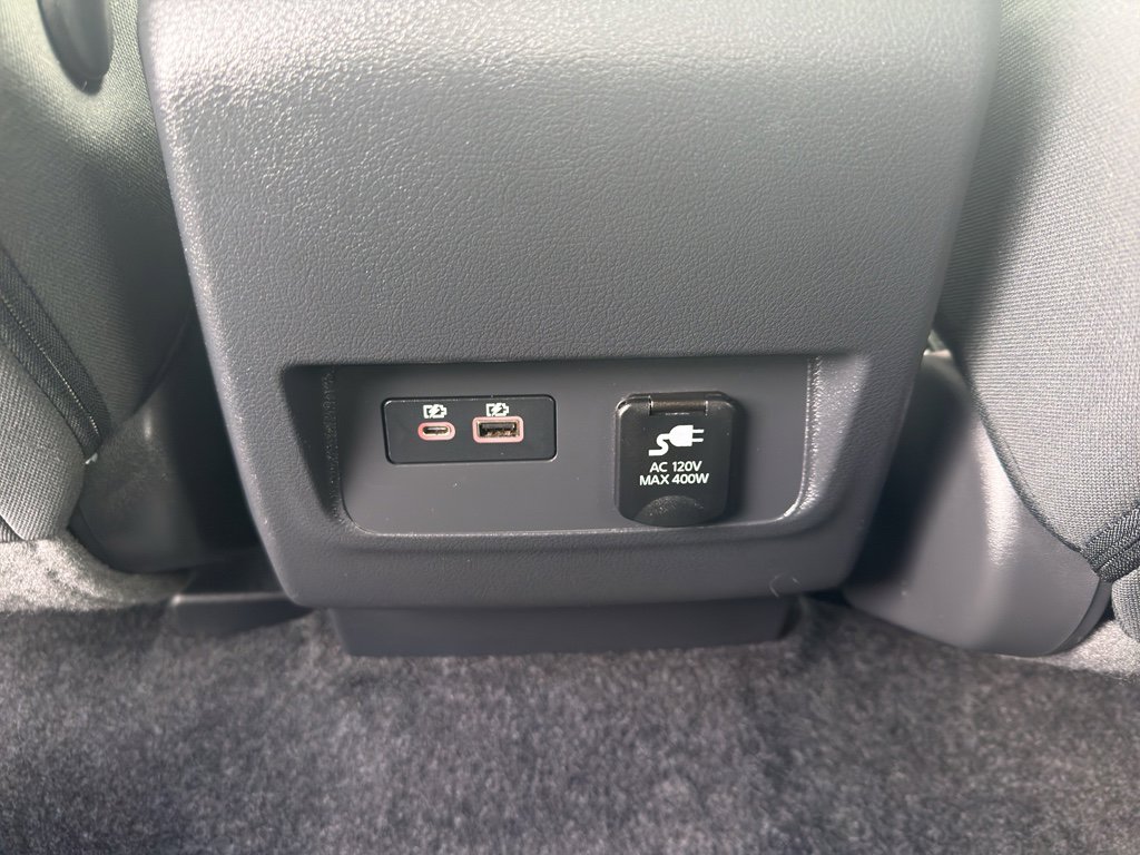 Used 2022 Nissan Frontier PRO-4X image 31