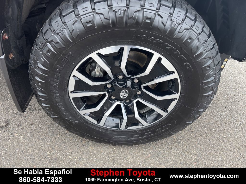 Used 2023 Toyota Tacoma TRD Sport image 9