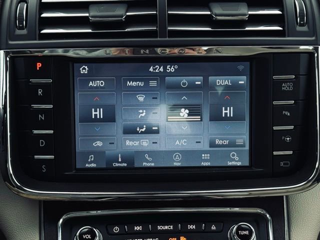 Used 2020 Lincoln Continental Reserve w/ Luxury Package image 38