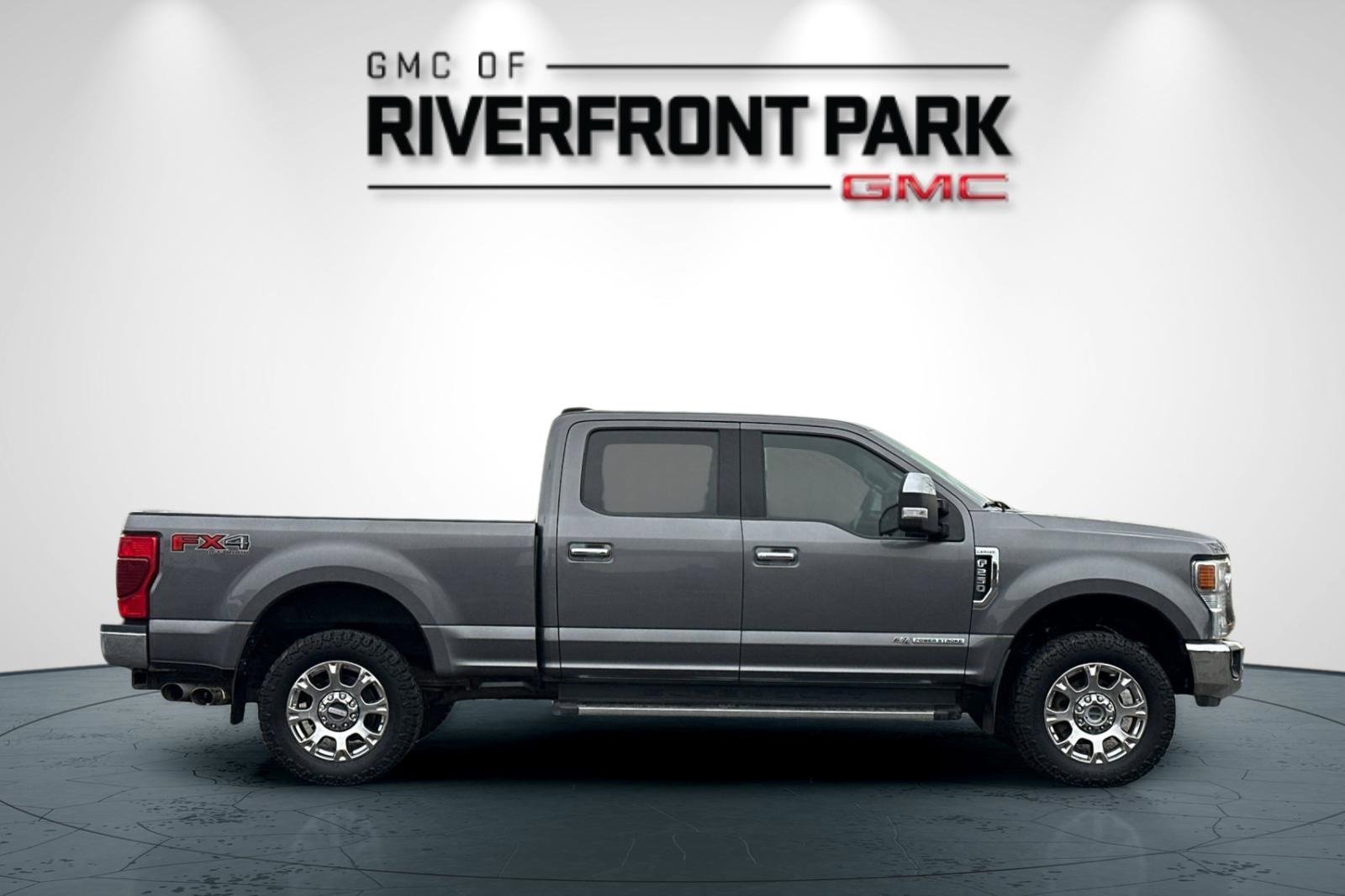Used 2021 Ford F250 Lariat w/ Chrome Package image 2