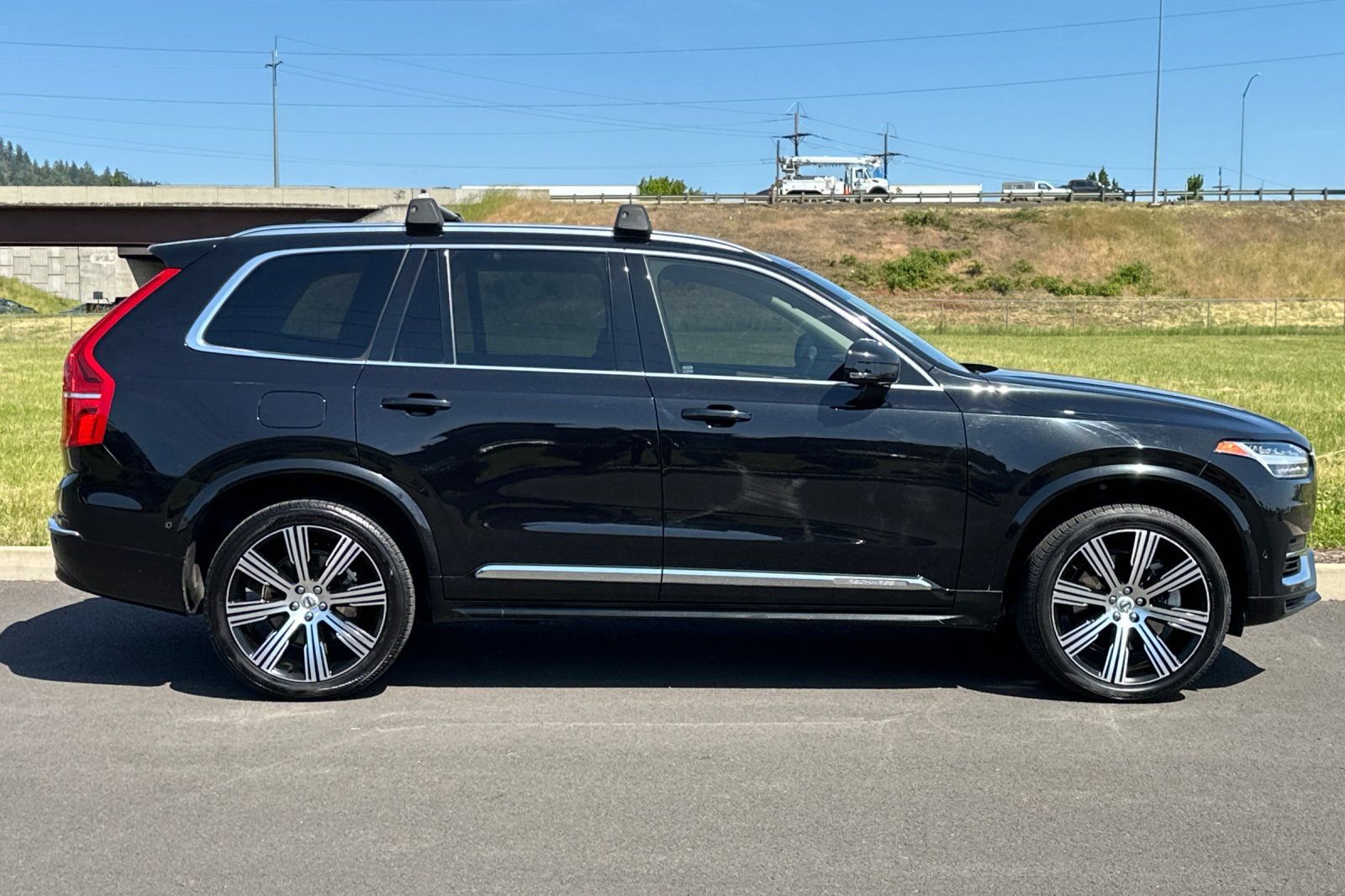 Used 2023 Volvo XC90 T8 Plus w/ Protection Package Premier AWD/4WD video 2