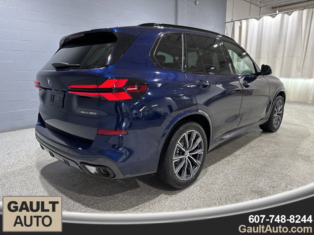 New 2026 BMW X5 xDrive40i w/ M Sport Package image 3