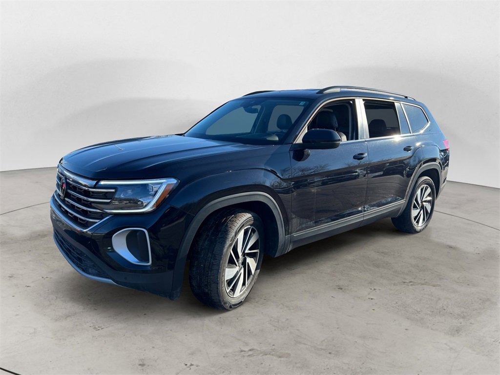 Used 2025 Volkswagen Atlas SE image 6