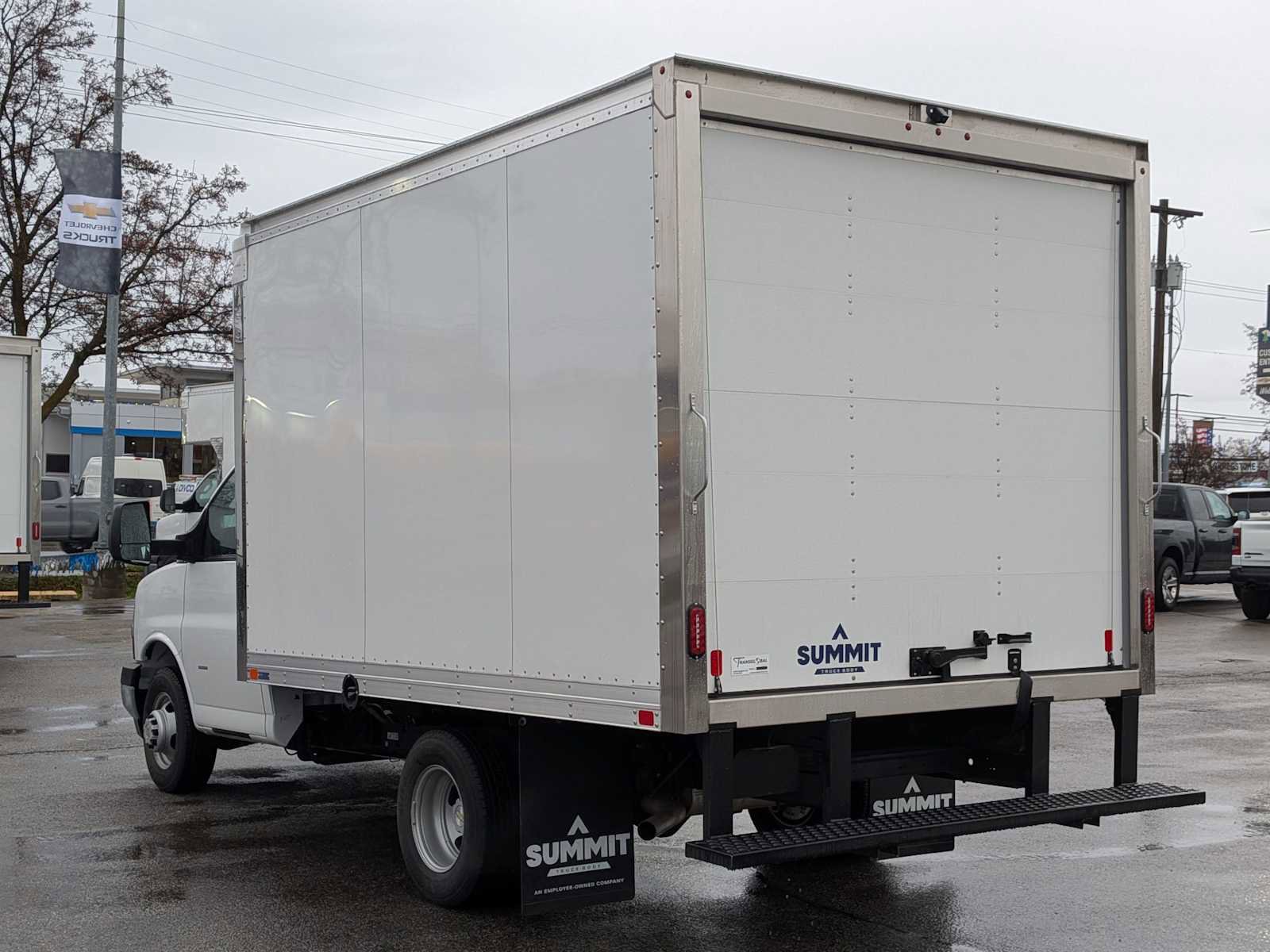 New 2024 Chevrolet Express 3500 w/ Power Convenience Package image 4