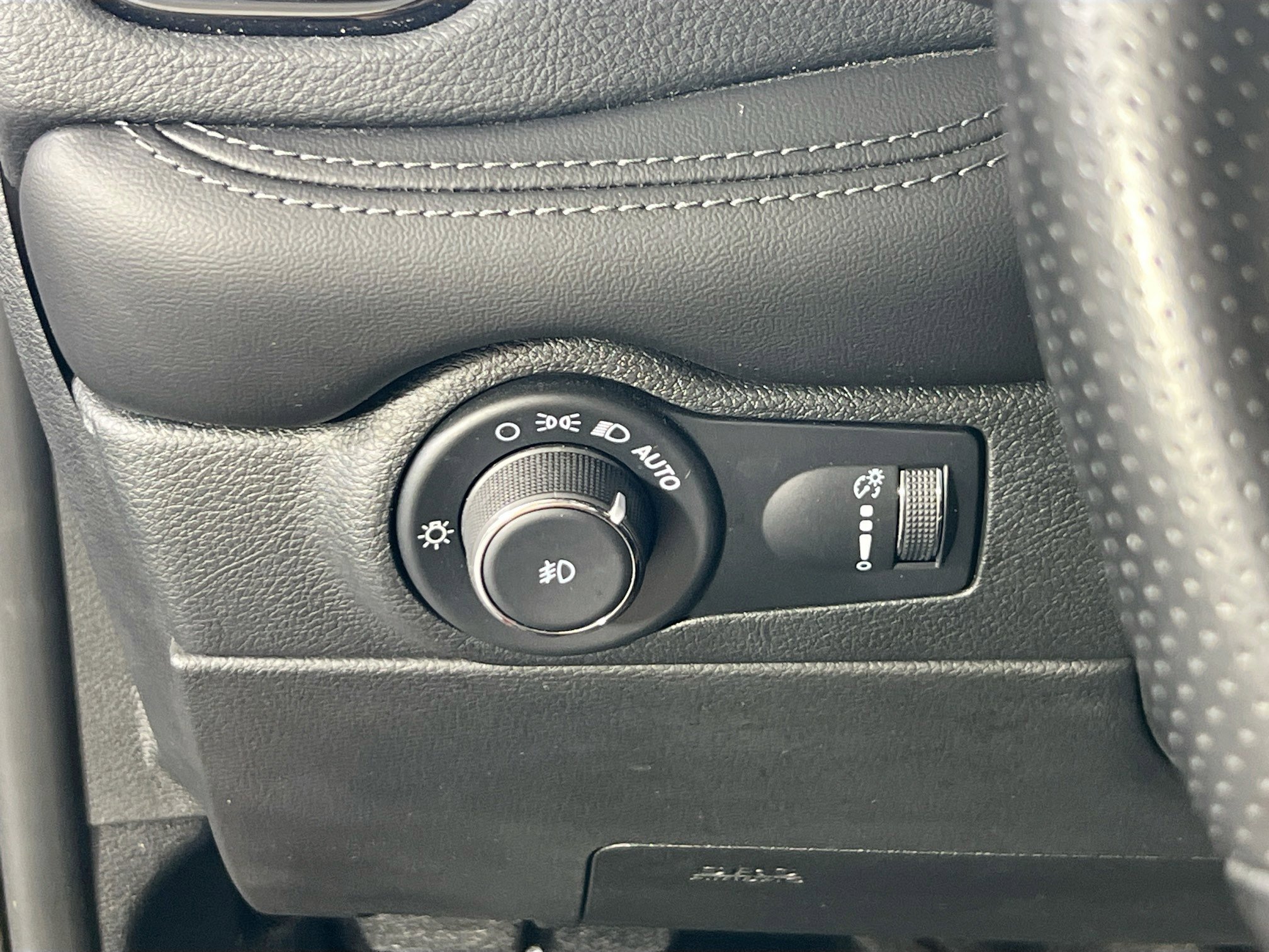 Used 2022 Dodge Durango GT image 10