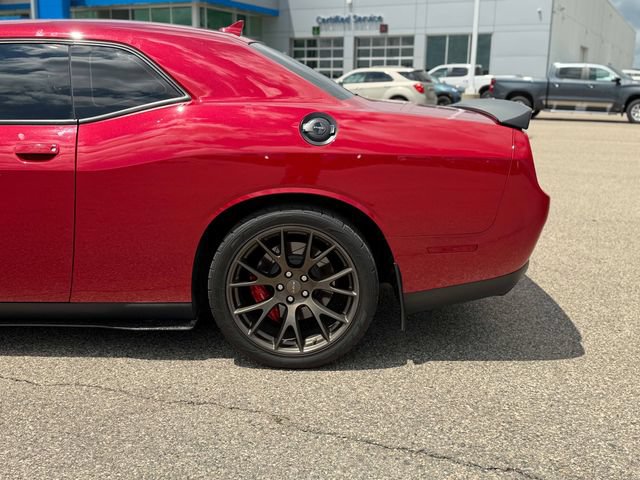 Used 2015 Dodge Challenger SRT Hellcat RWD image 14