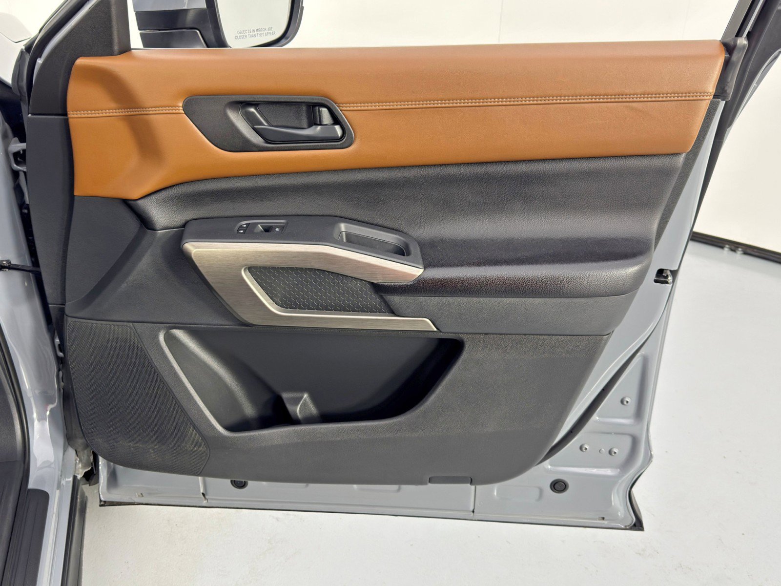 Used 2023 Nissan Pathfinder Platinum image 45