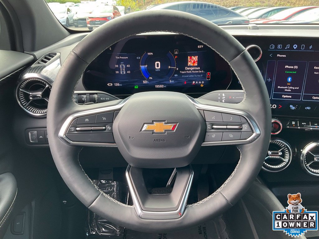 Used 2024 Chevrolet Blazer EV LT AWD/4WD image 40