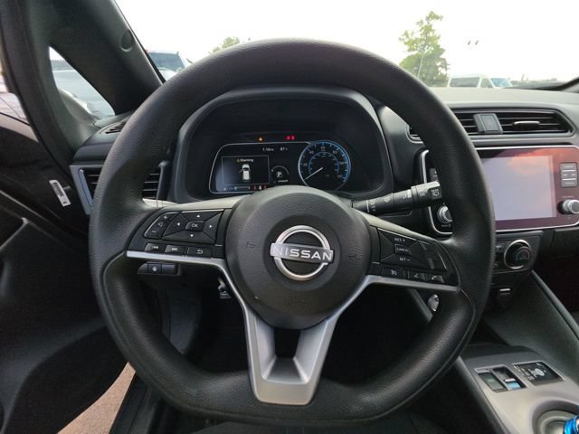 Used 2025 Nissan Leaf S FWD image 7