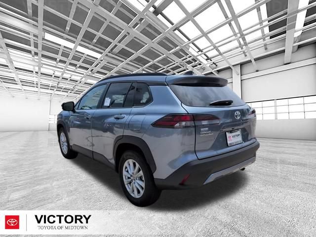 Used 2026 Toyota Corolla Cross LE w/ Moonroof Package AWD/4WD image 7