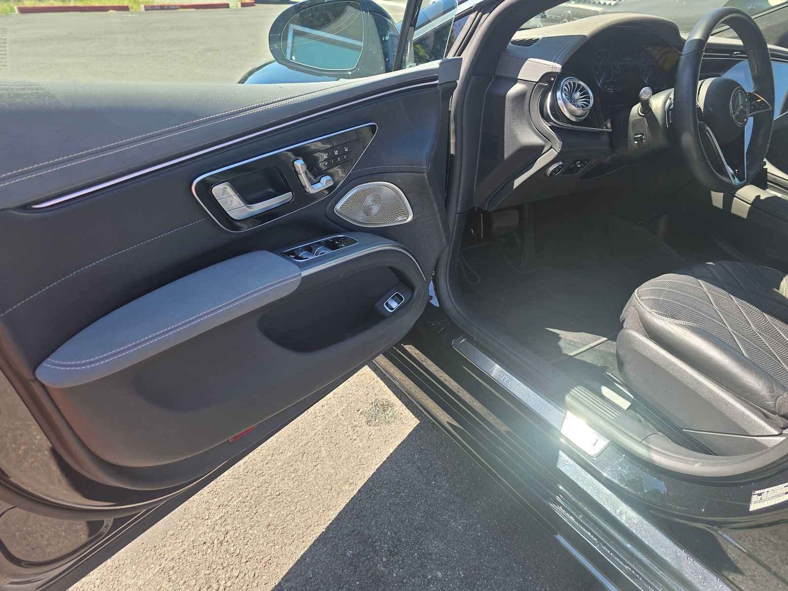 Certified 2023 Mercedes-Benz EQS 580 4MATIC Sedan image 23