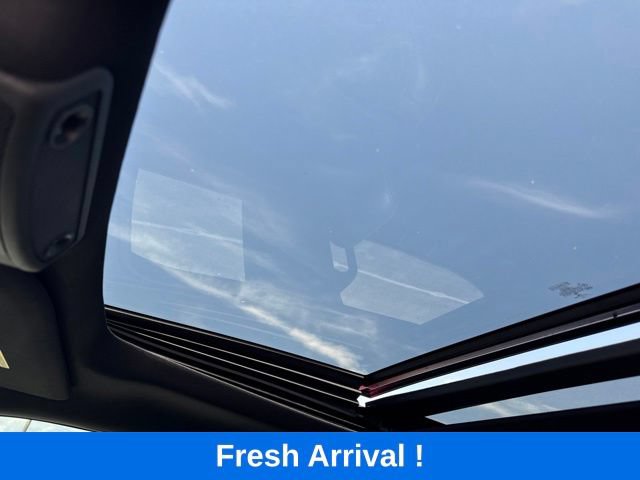 Used 2022 Ford F250 Lariat w/ Black Appearance Package AWD/4WD image 10