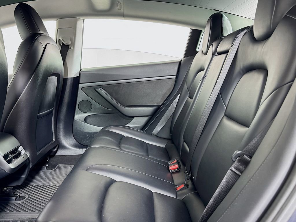 Used 2021 Tesla Model 3 Long Range image 11