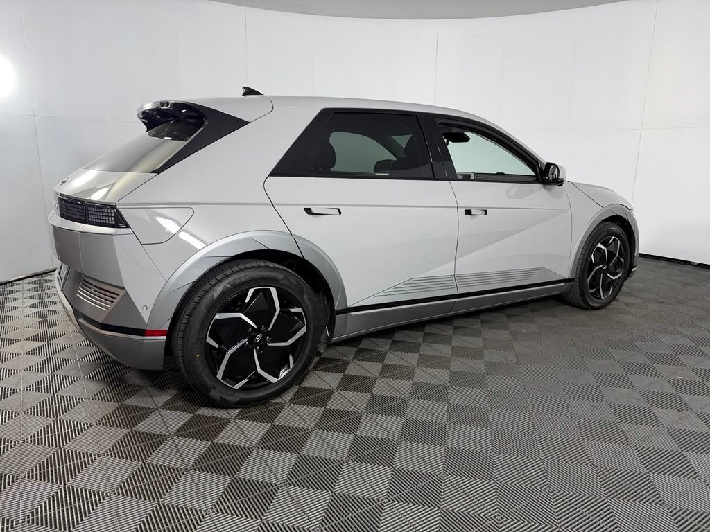 Used 2024 Hyundai Ioniq 5 Limited RWD image 8