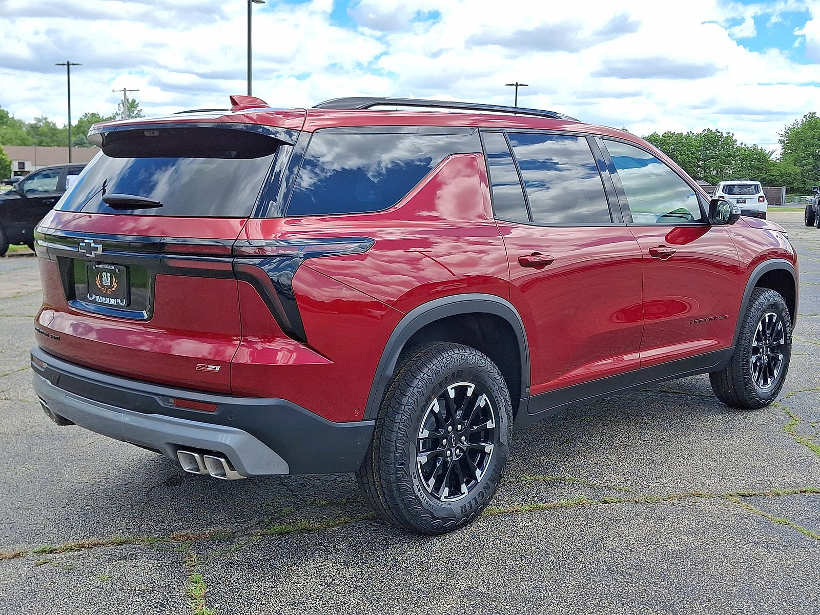 New 2026 Chevrolet Traverse Z71 w/ Enhanced Driving Package AWD/4WD image 12