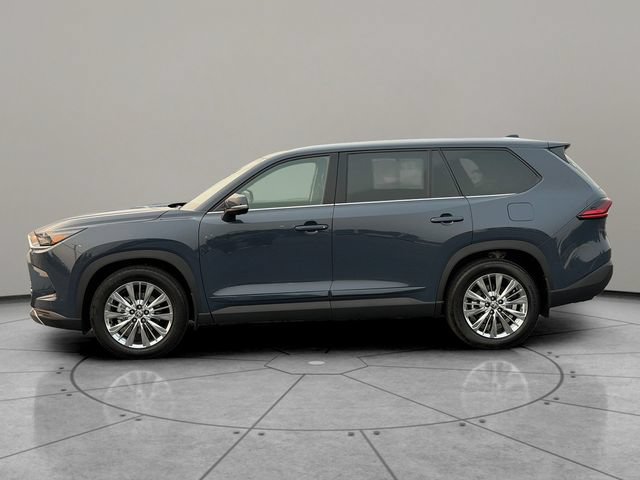 Certified 2025 Toyota Grand Highlander AWD image 3