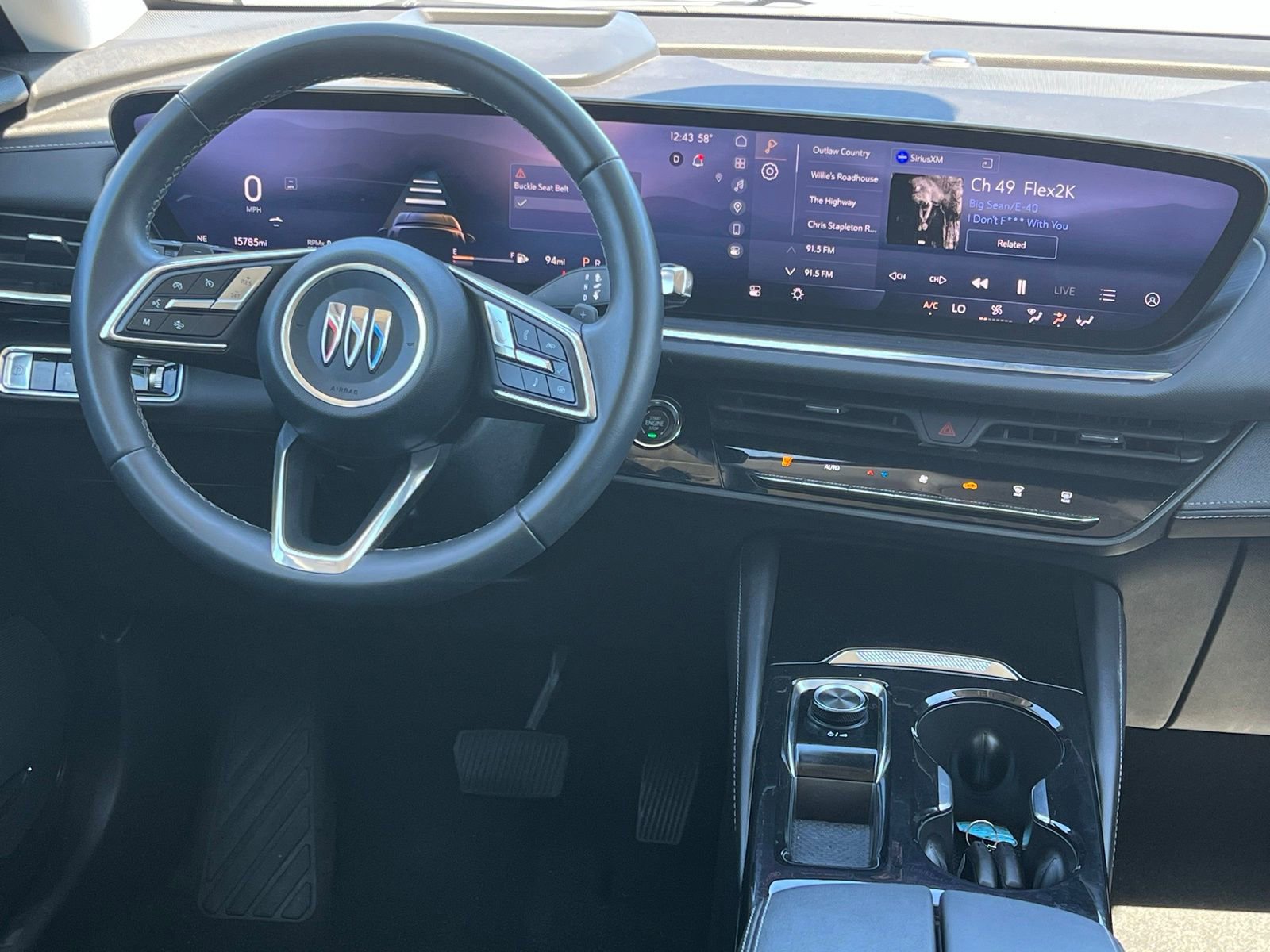 Used 2025 Buick Envision Preferred image 19