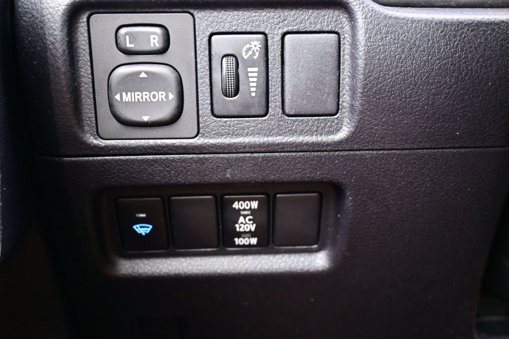 Used 2014 Toyota 4Runner SR5 AWD/4WD image 41