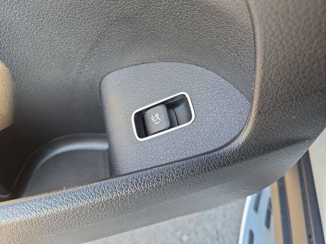 New 2026 Mercedes-Benz GLS 450 4MATIC image 25