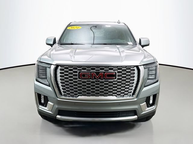 Used 2024 GMC Yukon XL Denali AWD/4WD image 2