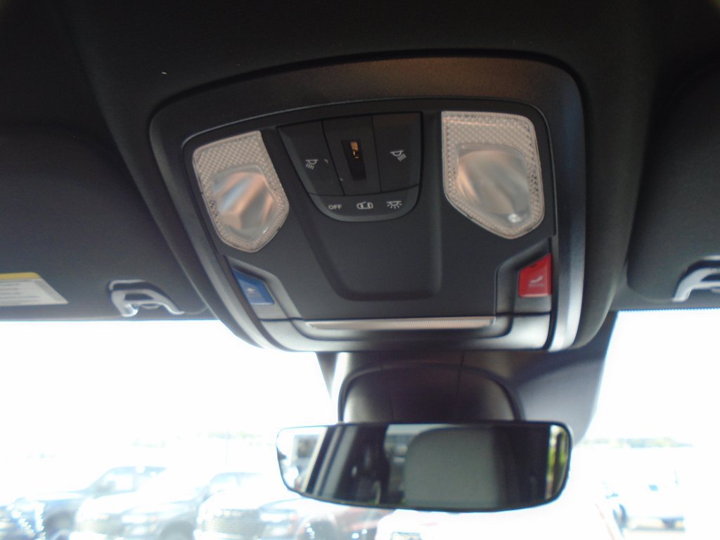 Certified 2025 RAM 2500 Big Horn AWD/4WD image 22