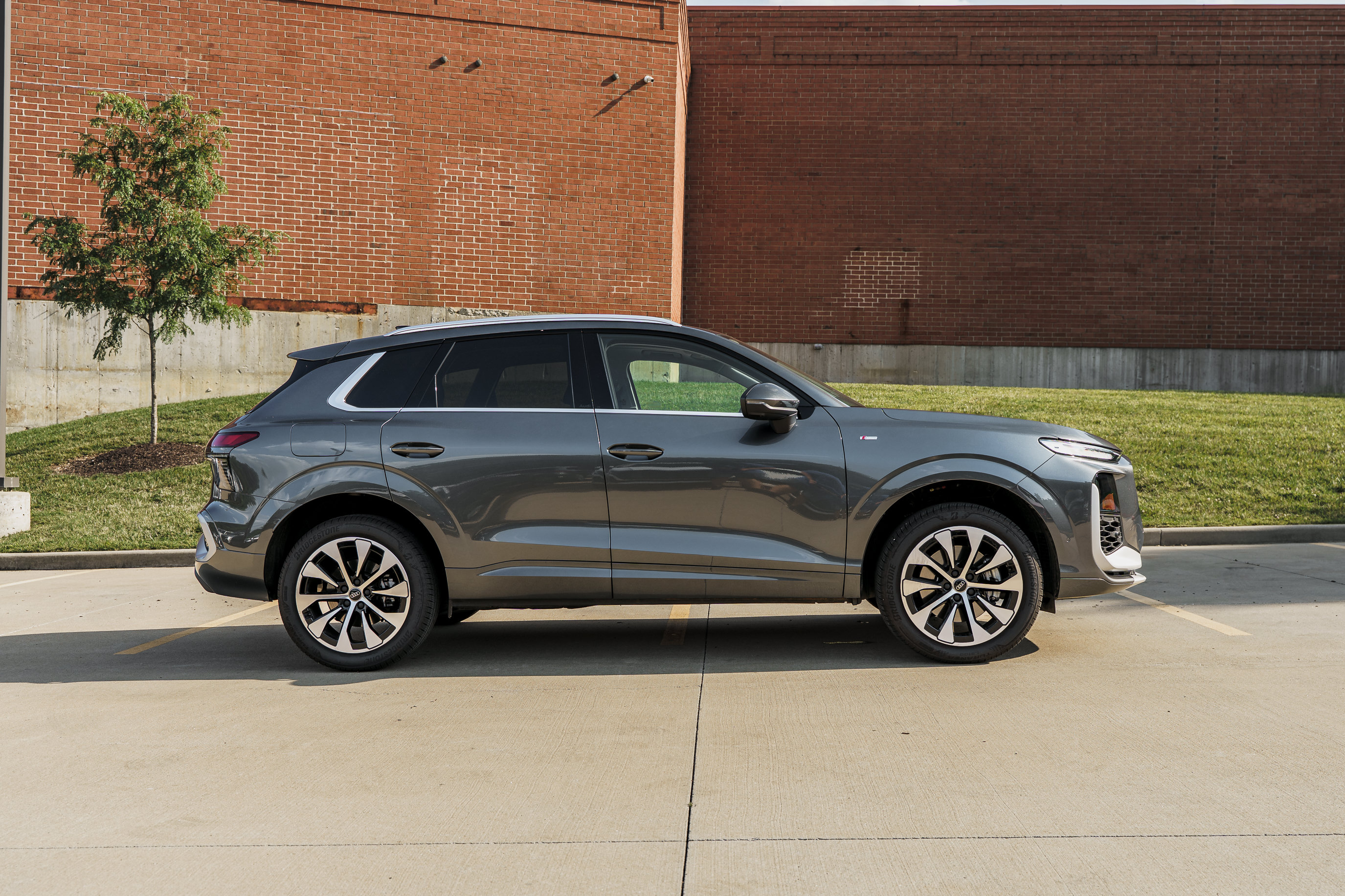 Certified 2026 Audi Q3 quattro 2.0T AWD/4WD image 3
