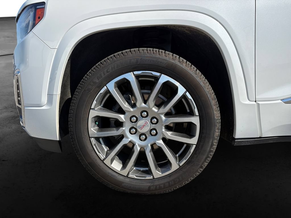 Used 2023 GMC Acadia Denali w/ Denali Ultimate Package AWD/4WD image 12