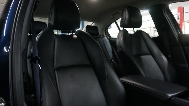 Used 2023 MAZDA MAZDA3 s image 52