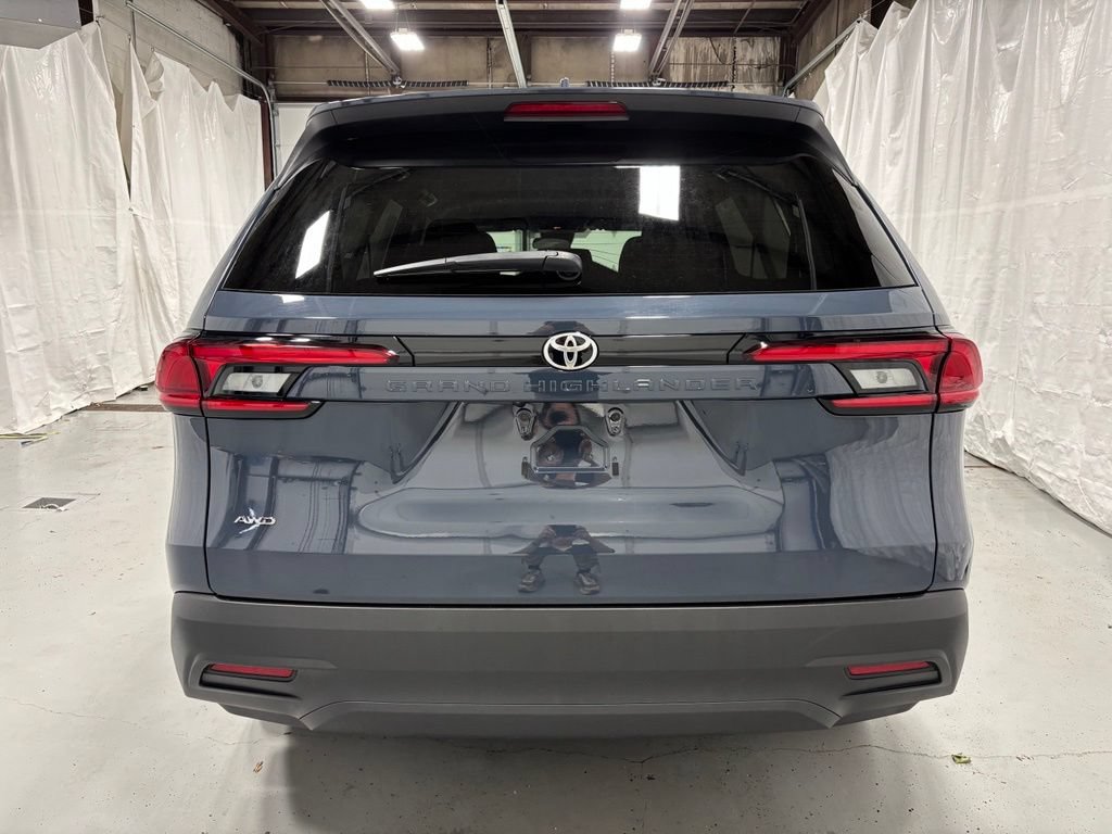 Used 2026 Toyota Grand Highlander AWD image 6