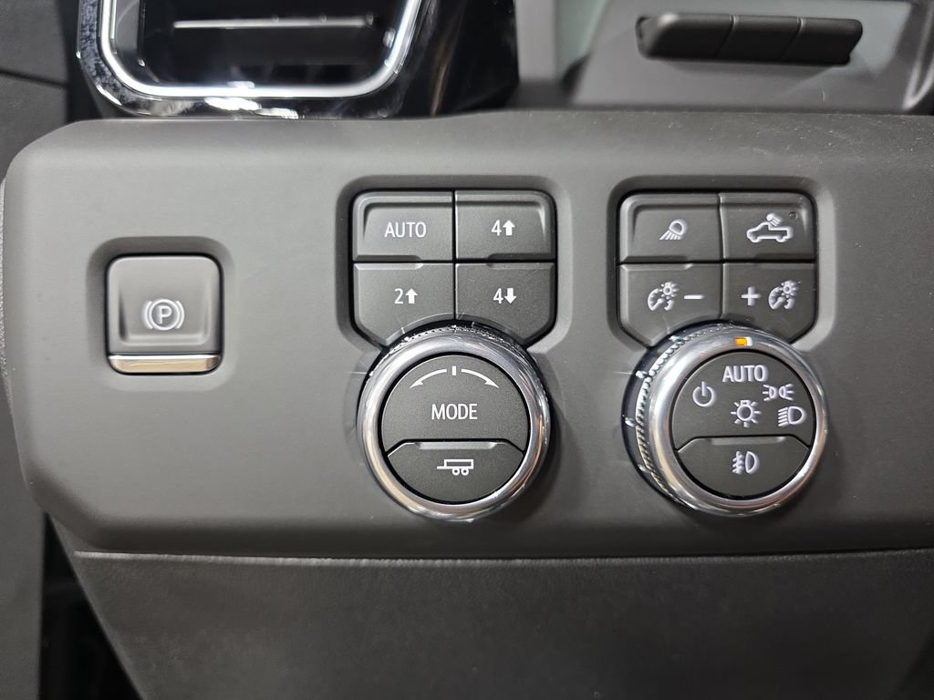 New 2026 GMC Sierra 3500 Denali Ultimate w/ LPO, Black Badging Package AWD/4WD image 27