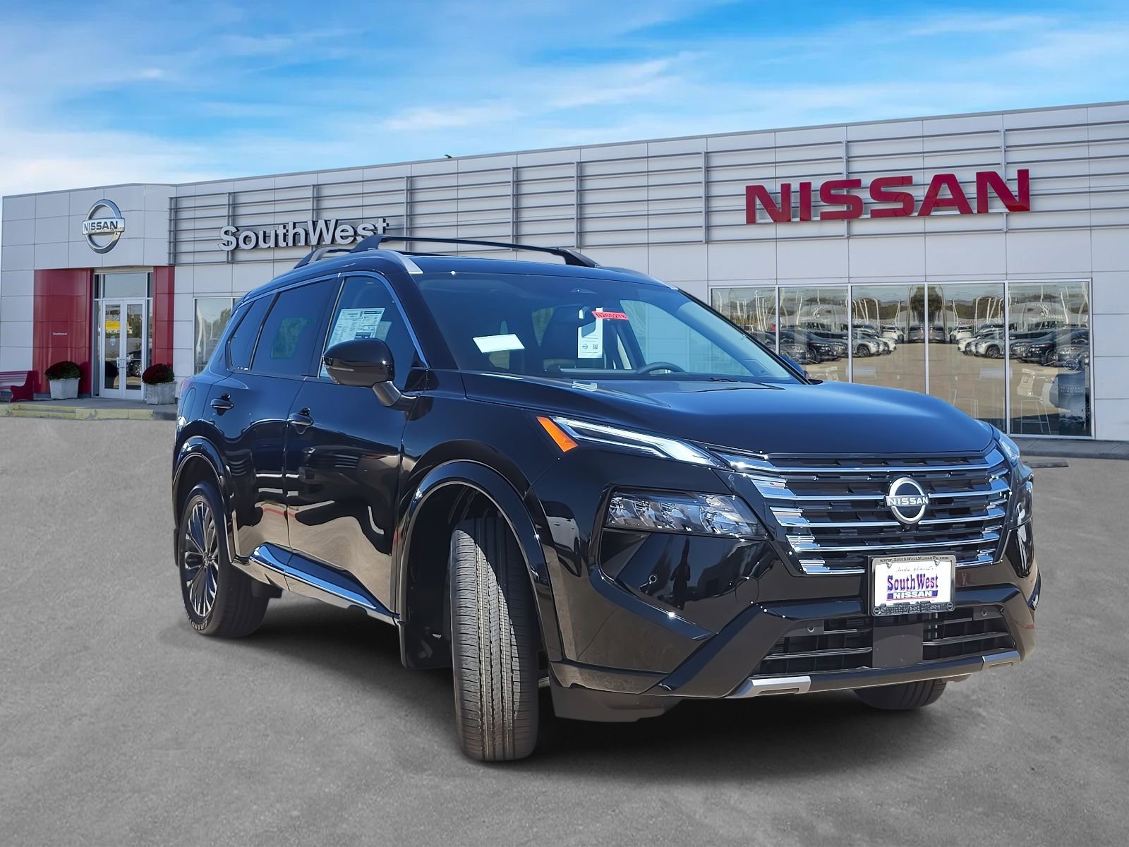 New 2026 Nissan Rogue Platinum image 4