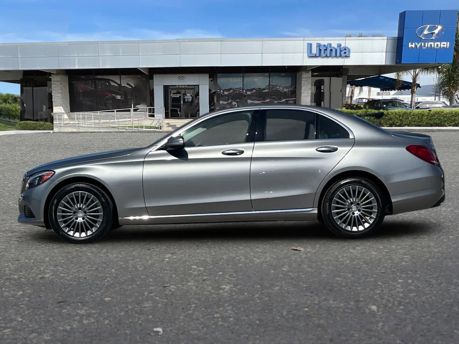 Used 2015 Mercedes-Benz C 300 4MATIC Sedan image 6