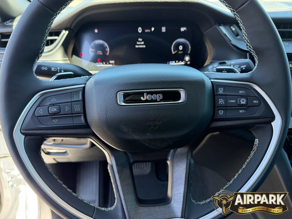 New 2026 Jeep Grand Cherokee Altitude RWD image 24